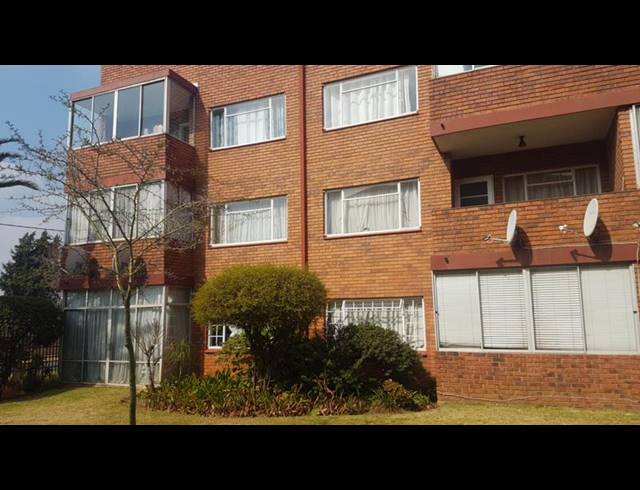 2 BEDROOM APARTMENT FOR SALE IN MALVERN EAST EXT